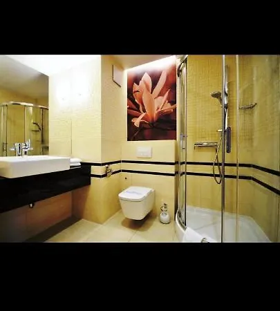 Apartment Diva Apartament Prywatny 2 Pokojowy , Basen 100 M Od Budynku 20 Procent Rabat Kolobrzeg