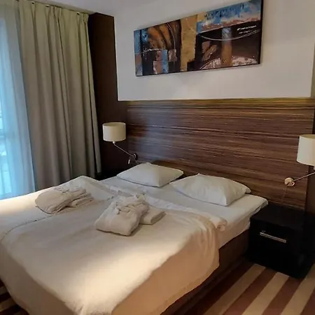 Diva Apartament Prywatny 2 Pokojowy , Basen 100 M Od Budynku 20 Procent Rabat *